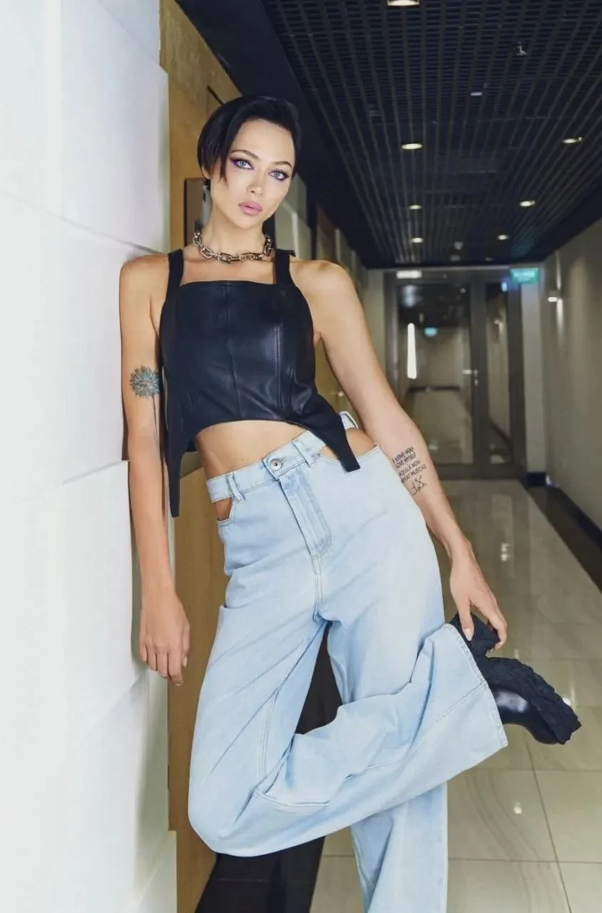 Анастасию Самбурскую сбил мопед в центре Москвы