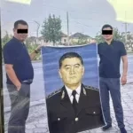 Показывал жертвам фото ковра-портрета с изображением К.Ташиева: Задержан очередной мошенник, который прикрывался именем главы ГКНБ