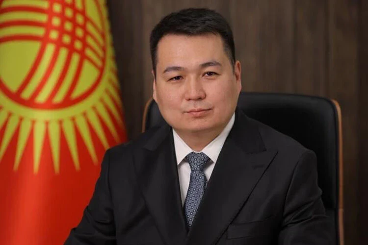 Выход из черного списка ЕС и правила для дронов: что меняется в авиации КР