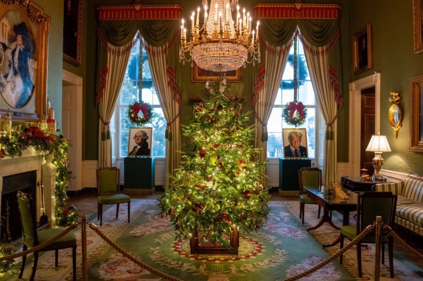 Как украсили Белый дом к Рождеству, показала Мелания Трамп