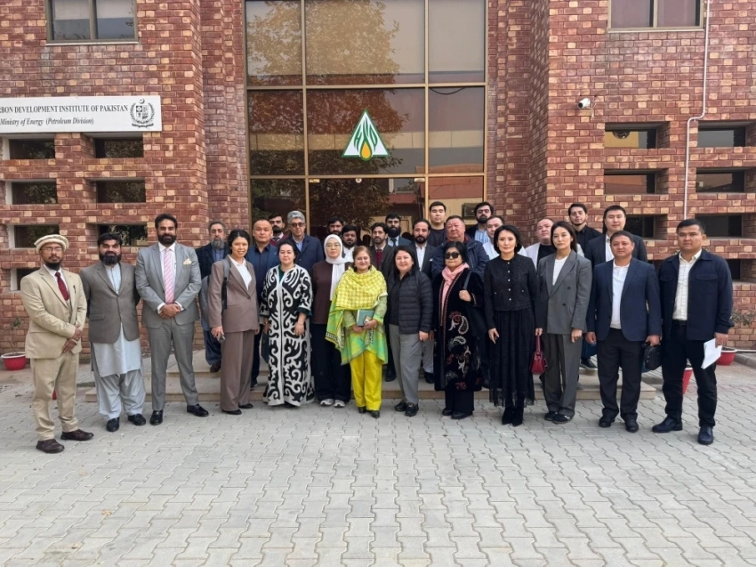 КР и Пакистан договорились о сотрудничестве в промышленности и науке