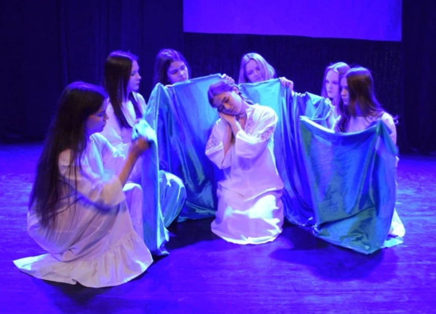 В Бишкеке состоялся театральный фестиваль для школьников