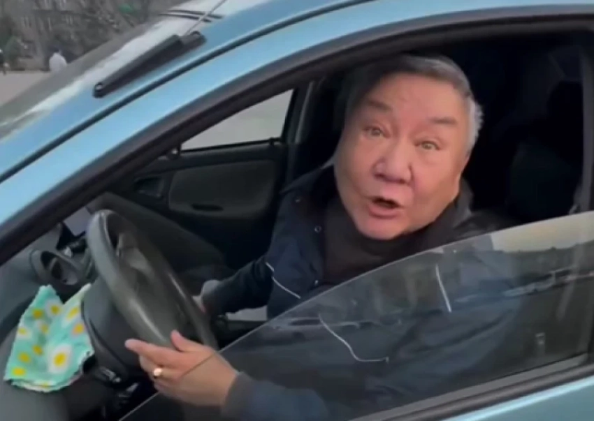 Таксист обматерил вице-мэра Бишкека Рамиза Алиева