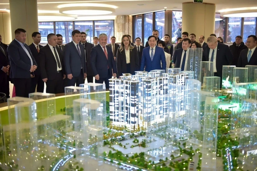 Глава кабмина КР ознакомился с инвестиционными проектами по Бишкеку