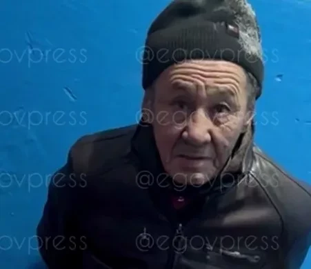 Пьяный пенсионер сжёг два полицейских автомобиля в Казахстане