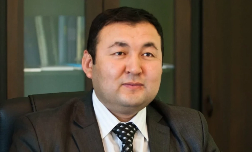 Глава МИД прокомментировал снятие с должности посла Кыргызстана в Катаре