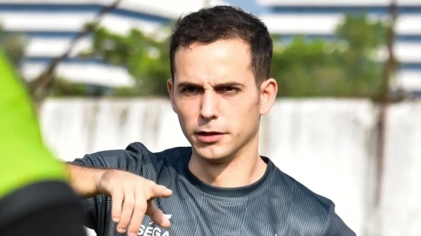 Главным тренером чемпиона Кыргызстана по футболу стал специалист из Барселоны