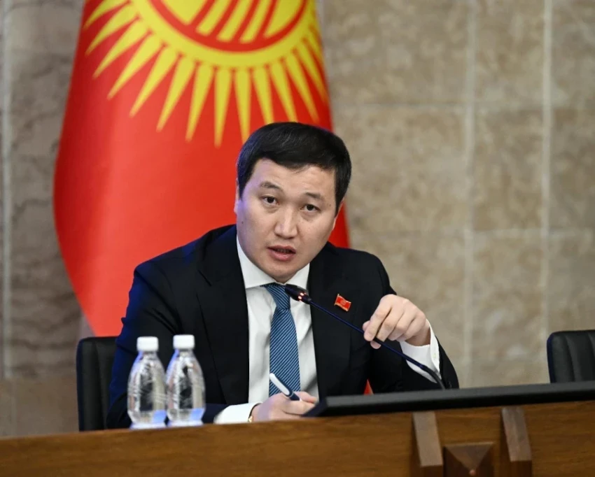 Депутат Жогорку Кенеша выступил против «локализованных лицензий» для адвокатов