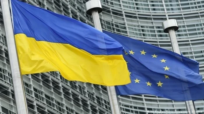 Европарламент одобрил кредит Украине на €90 млрд