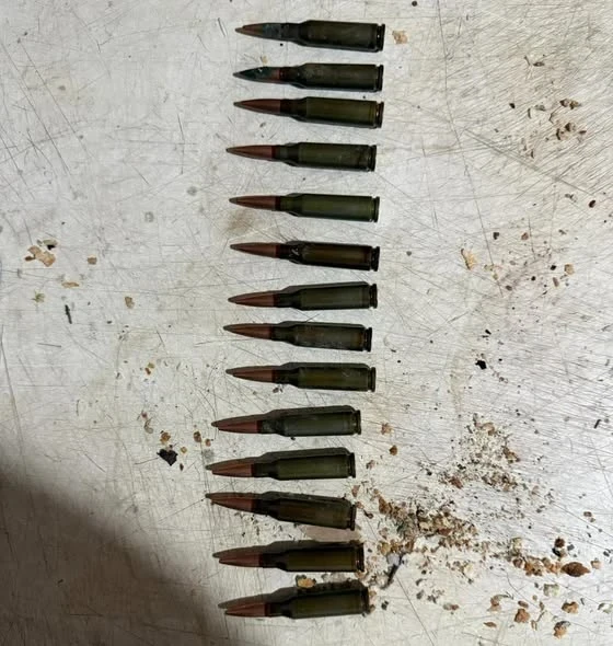 В Тюпском районе при обысках изъяли оружие, боеприпасы и 1,7 килограмма конопли