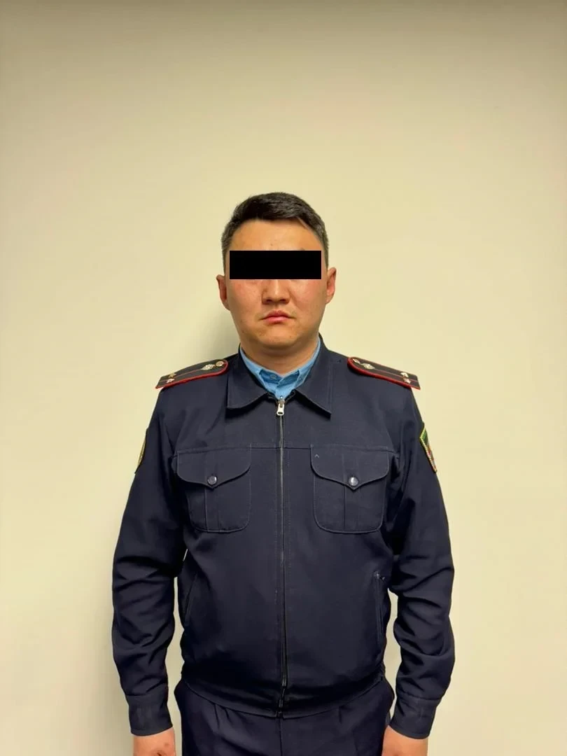 Задержаны три сотрудника УВД Свердловского района