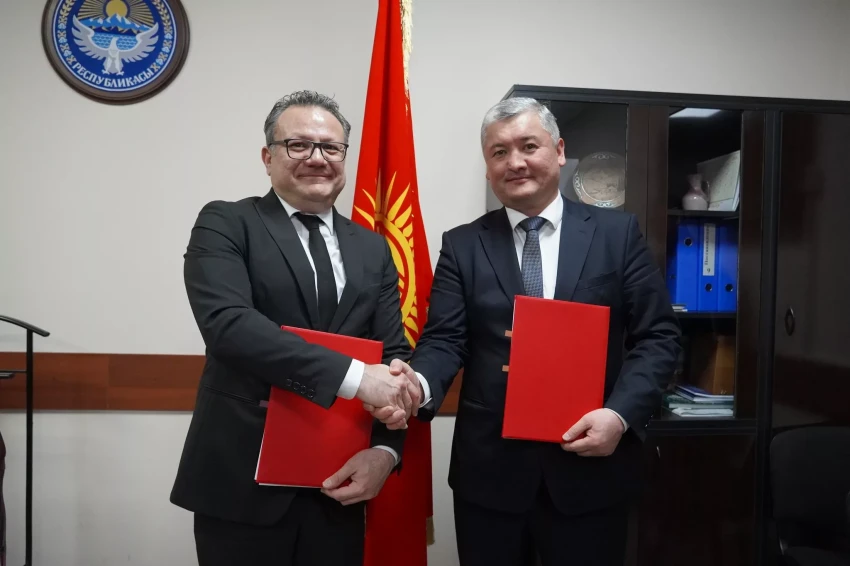 В Оше откроют Центр предвыездной ориентации и реинтеграции для мигрантов. Подписан меморандум