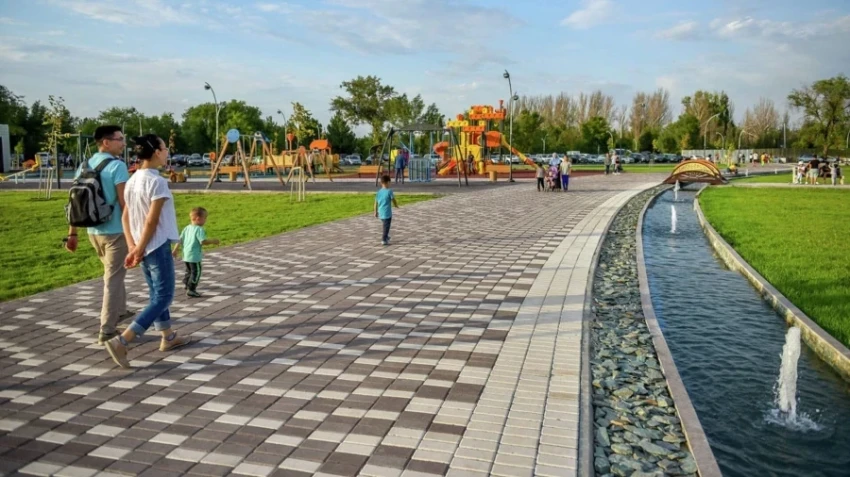 Экоактивист: Мэрские люди "на камеру" обещают на месте Ошского рынка посадить городской парк, и я им охотно верю