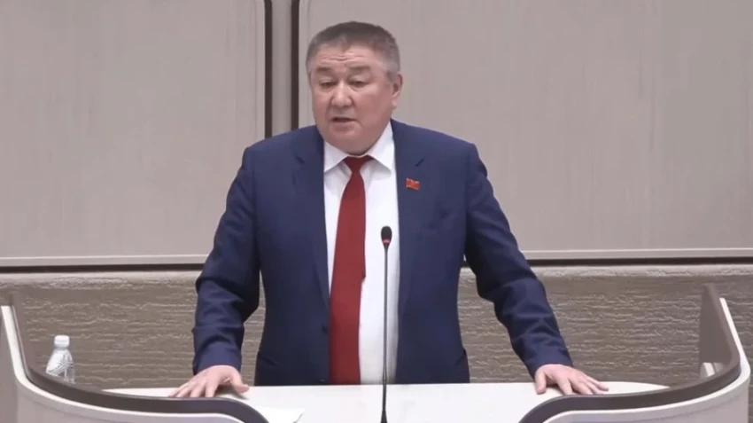 Умбеталы Кыдыралиев: Президент после принятого решения плохо спал, Камчыбек Ташиев болеет