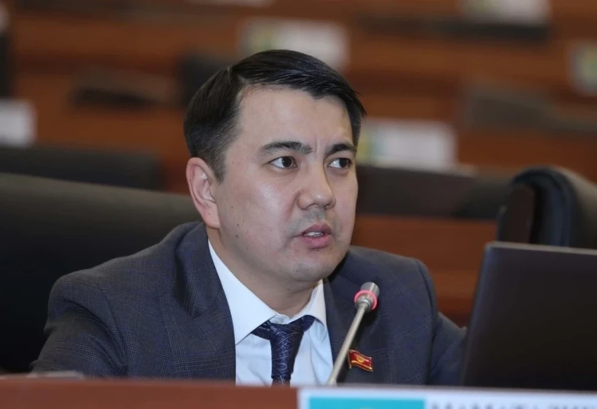 Марлен Маматалиев прокомментировал отставку Ташиева и судьбу спикера