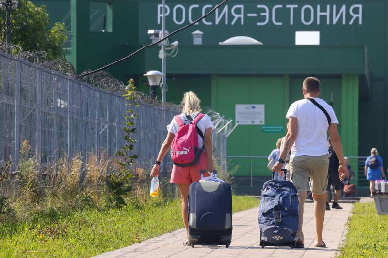 Кровавая подстава: Таллин будет резать мигрантов на границе, а потом все спишет на Россию