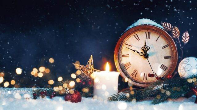 Подарки для коллег на Новый год 2025 должны быть полезны в работе